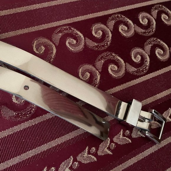 NEW Small Thin Metallic Champagne Yellow Belt NY&C Square Buckle elegant - Picture 6 of 12